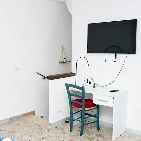 民宿 Dimora Emilu *